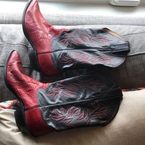 Justin cowboy boots size 9B